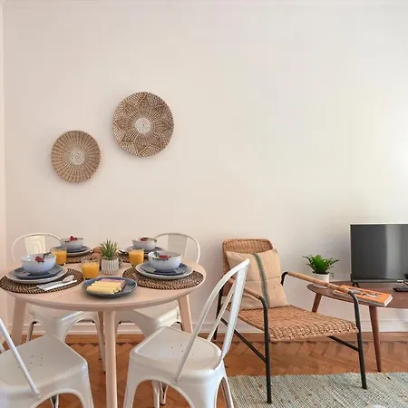 Enjoy The Sunny Balcony, By Timecooler Apartment Lisbon Exterior photo